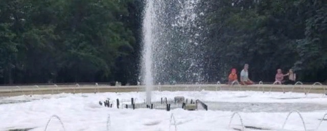 Вандалы испортили фонтан в Пятигорске